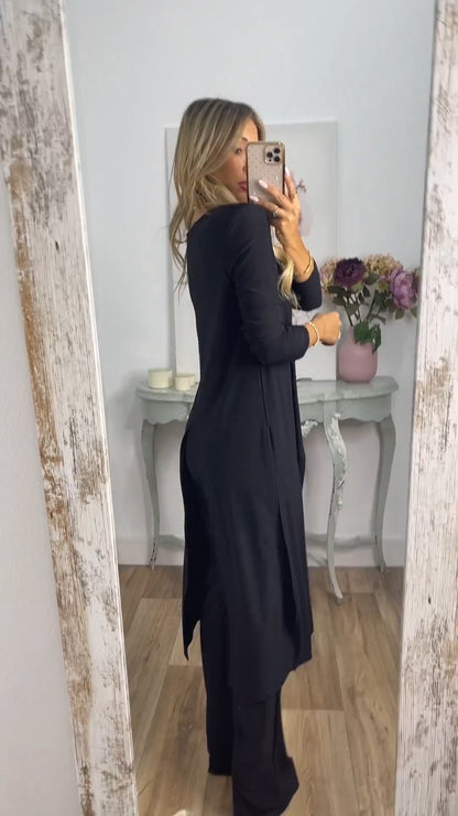 Costume 2 pièces élégant et décontracté avec haut long et pantalon assorti
