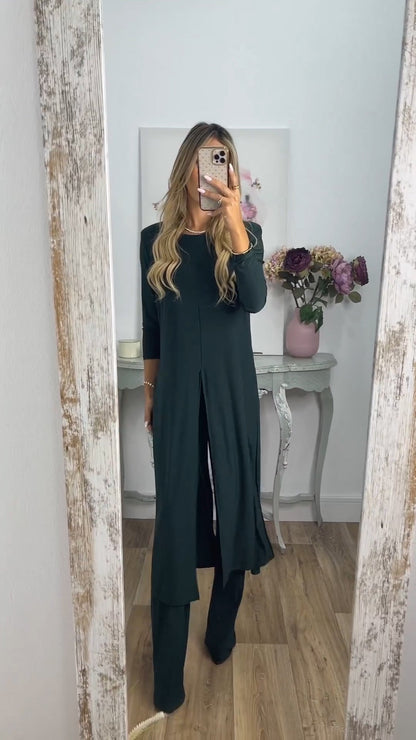 Costume 2 pièces élégant et décontracté avec haut long et pantalon assorti