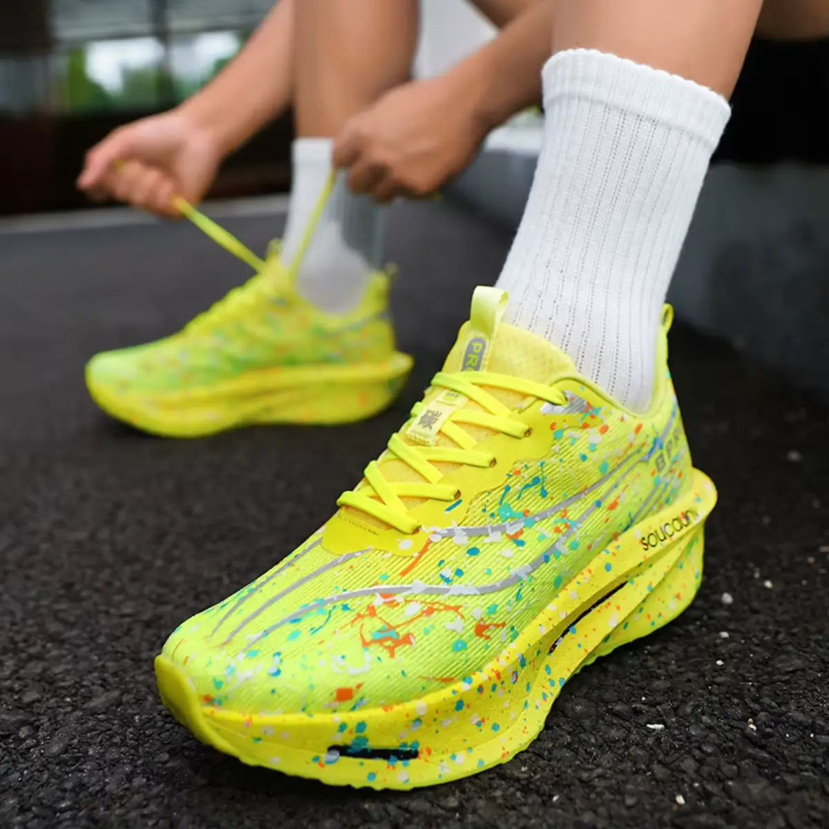 Neon Pace running shoes by Movely - product image 6