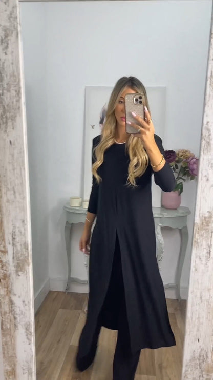 Costume 2 pièces élégant et décontracté avec haut long et pantalon assorti