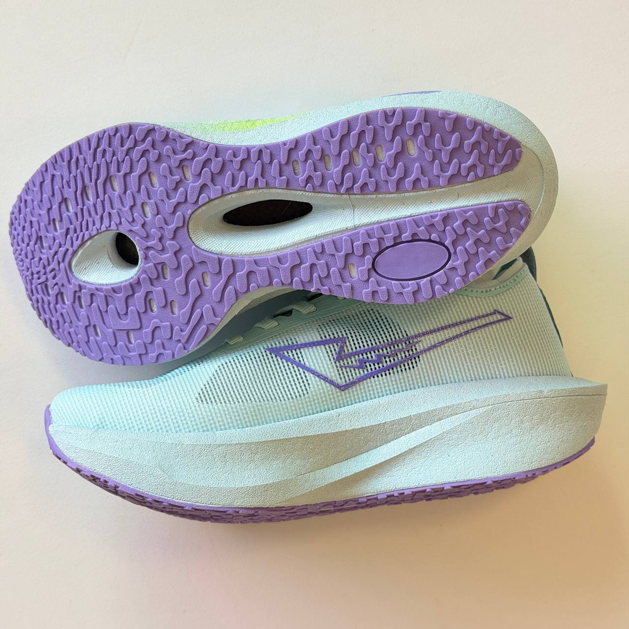 Chunta Running Shoes