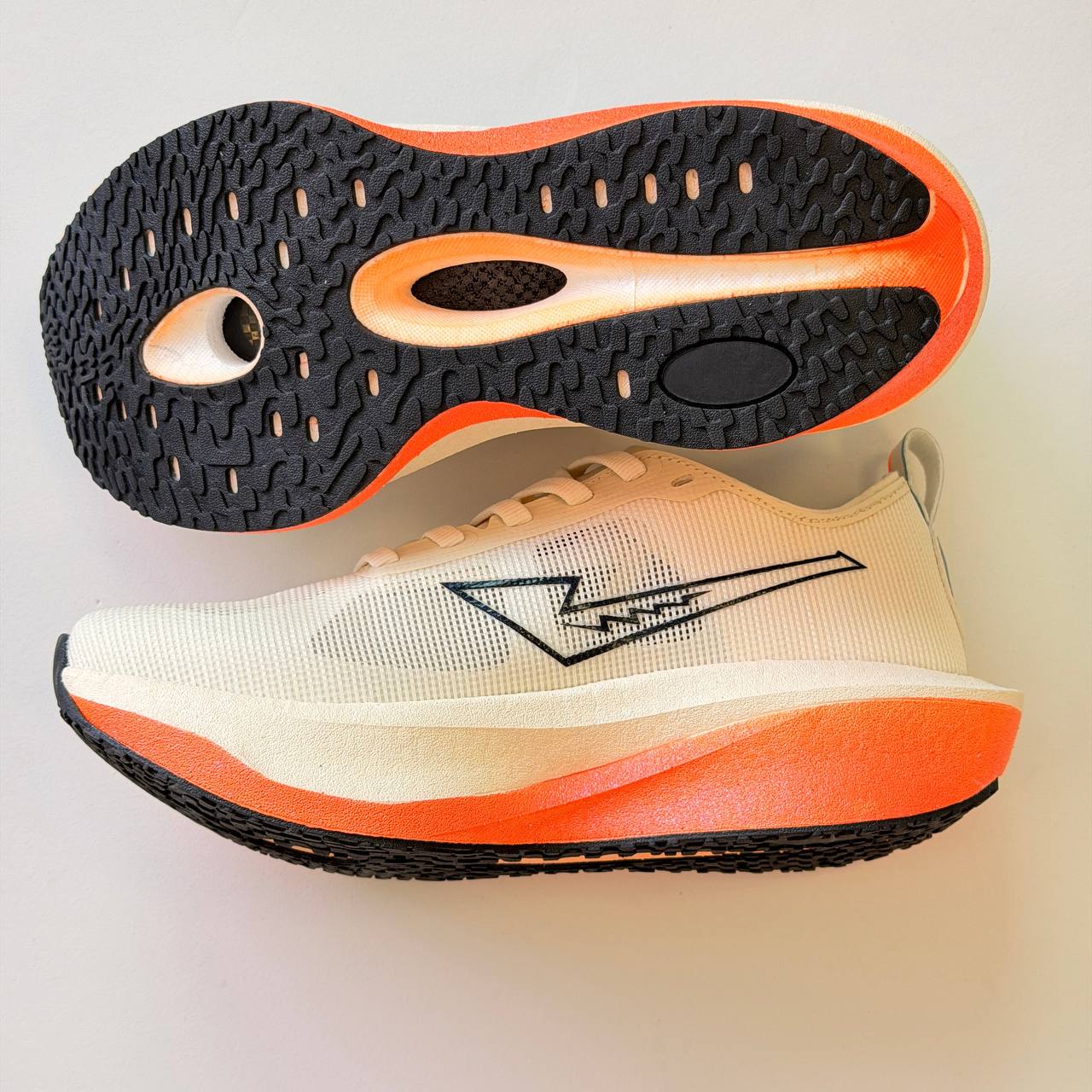 Chunta Running Shoes