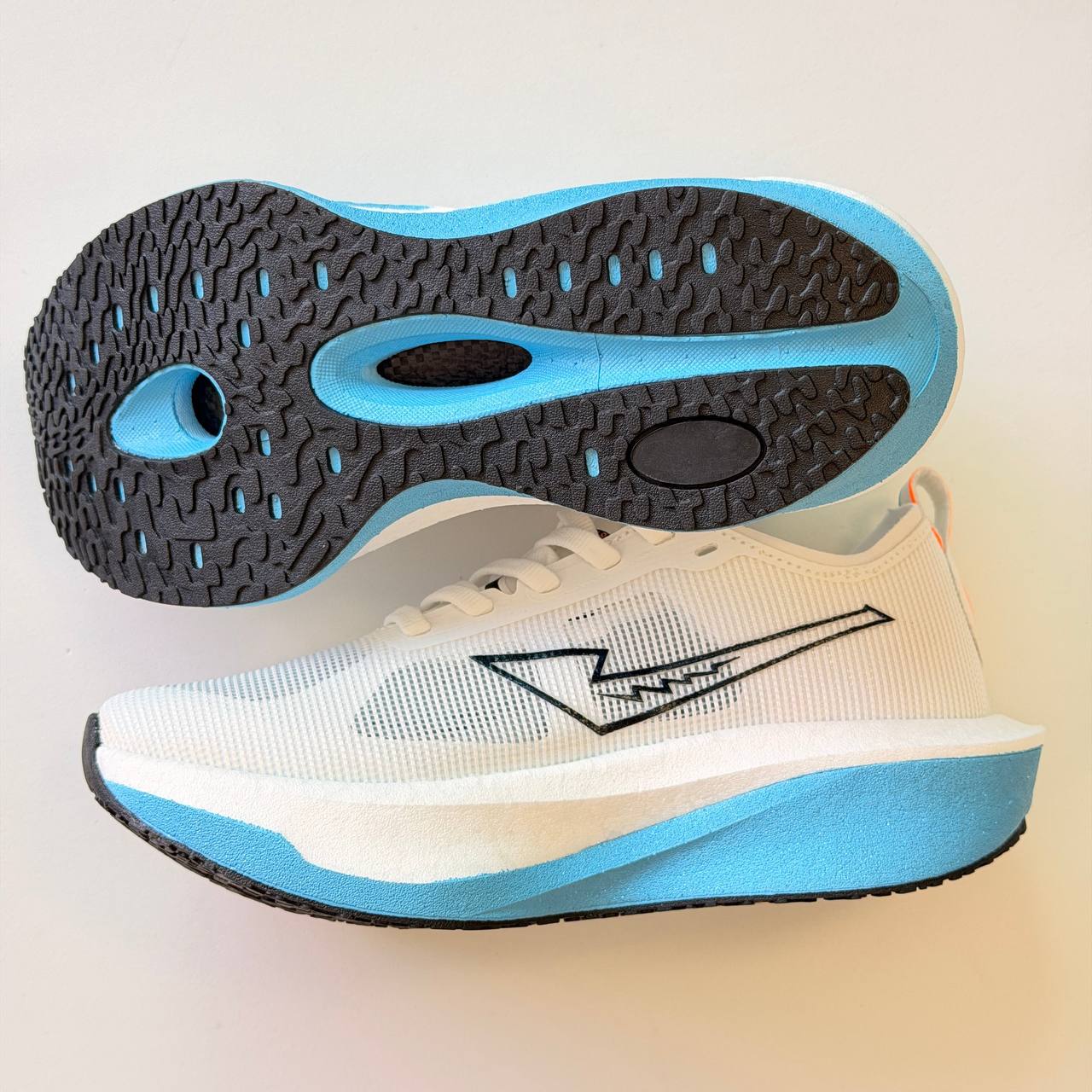 Chunta Running Shoes