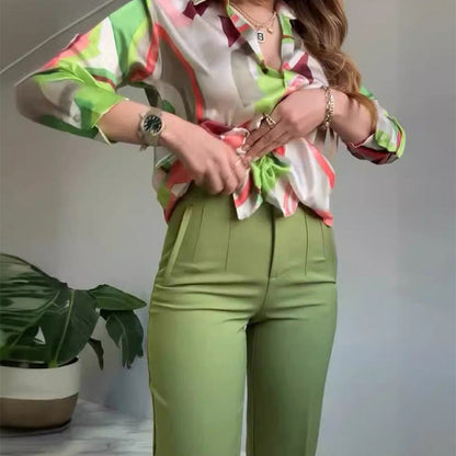 Ensemble 2 pièces chemise imprimée et pantalon à boutons pour femme